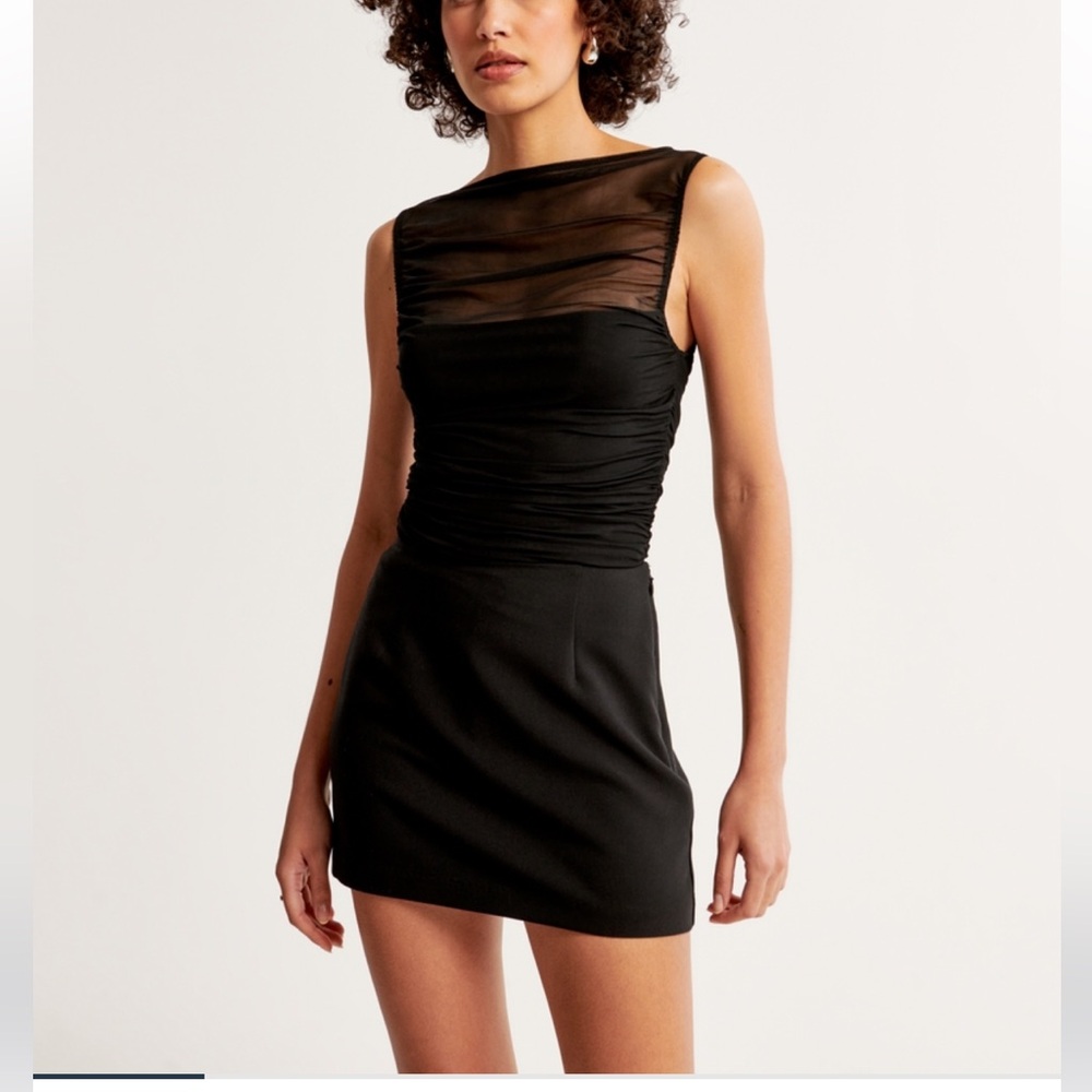 Abercrombie & Fitch Mesh Draped Slash Top